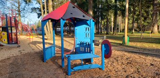 Two powerful manners playgrounds help children's cognitive development