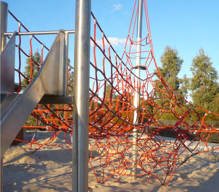 How do rope playgrounds contribute to your child’s development?