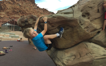 Play Boulders: Relationship between climbing exercise and children's health