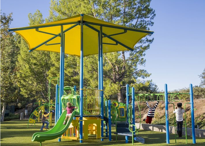 What are the main fears of parents when taking their children to a playground?