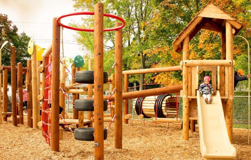Wooden play structures in Vancouver: Factors to consider when choosing the right provider for your needs