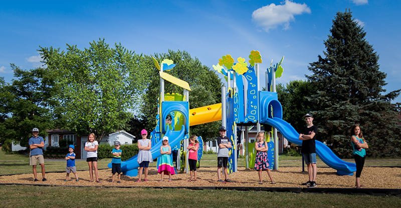 Traditional playgrounds vs. Interactive playgrounds: Advantages and disadvantages