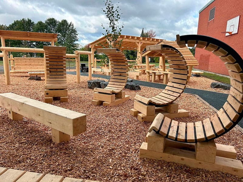 Wooden playground for a public park: Tips for choosing a provider in British Columbia