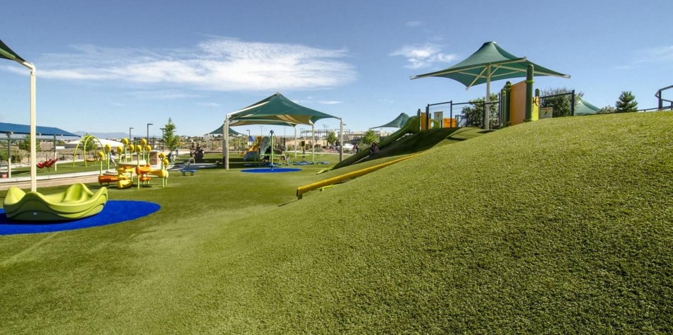 Playground Grass in Public Spaces: Main benefits